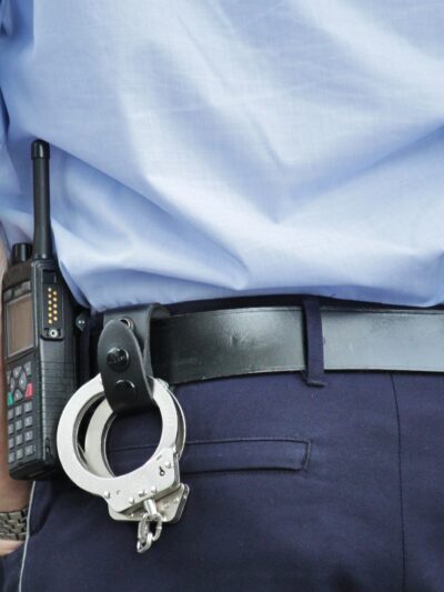 photo of the back of a police officer