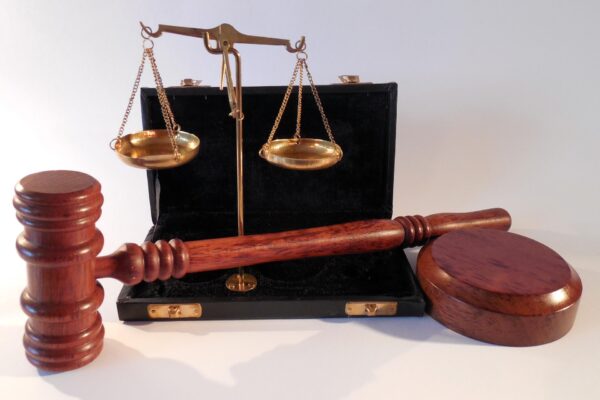 judge's gavel and scales of justice